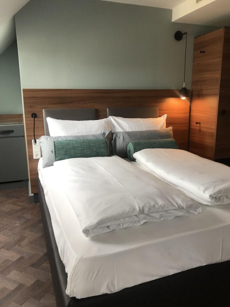 Maison Schiller By Designcity Hotels Munchen Bagian luar foto